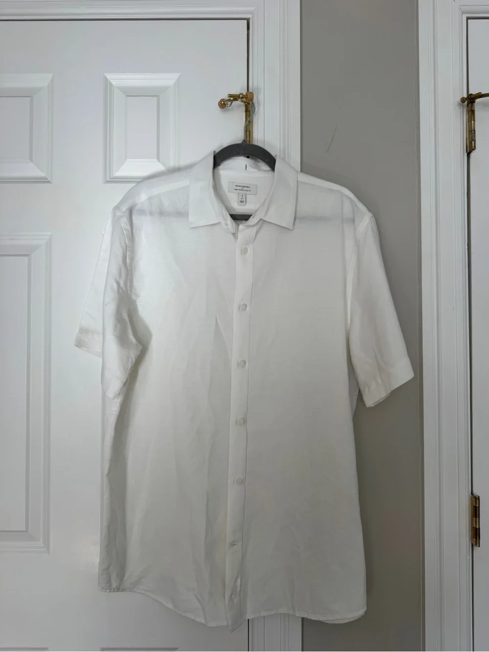 Banana Republic Linen Blend Short-Sleeve Button-Up Shirt
